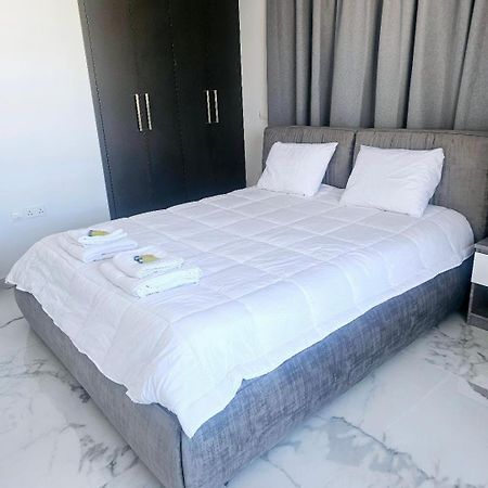 Deluxe Apartment Pafos Dış mekan fotoğraf