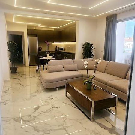 Deluxe Apartment Pafos Dış mekan fotoğraf