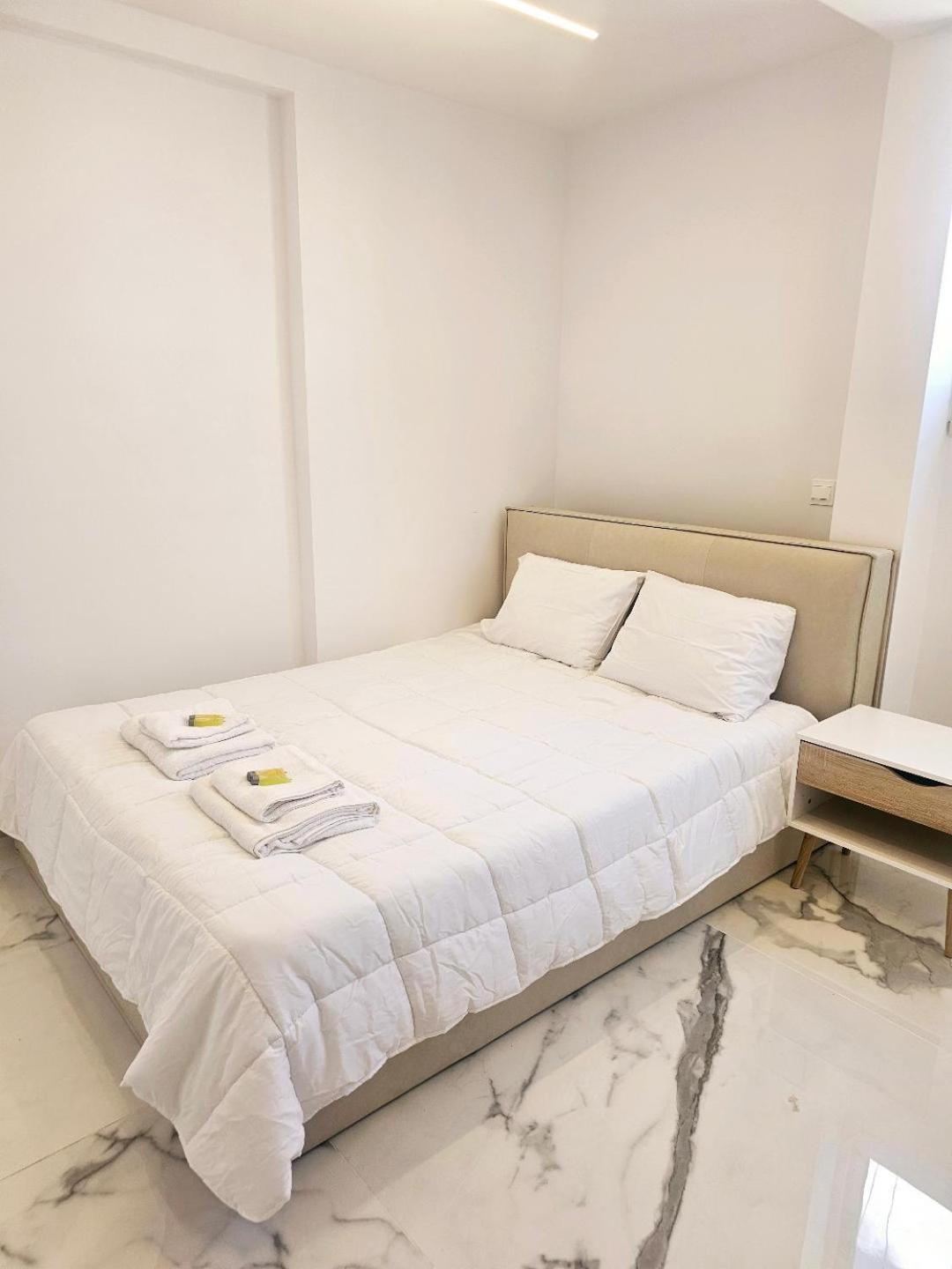 Deluxe Apartment Pafos Dış mekan fotoğraf