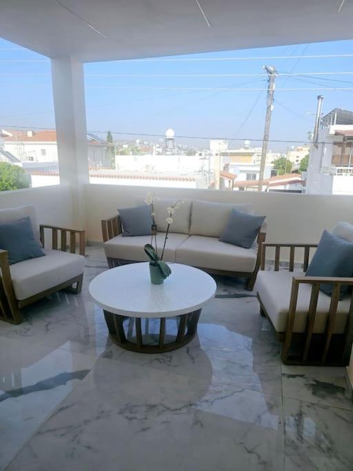 Deluxe Apartment Pafos Dış mekan fotoğraf