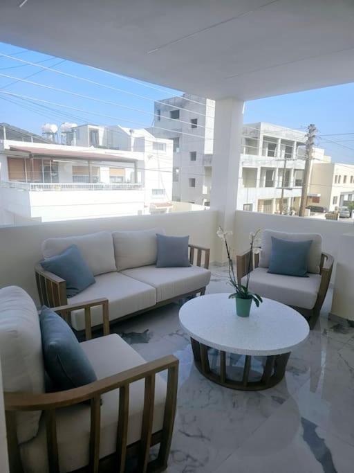 Deluxe Apartment Pafos Dış mekan fotoğraf