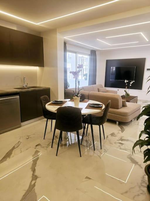Deluxe Apartment Pafos Dış mekan fotoğraf
